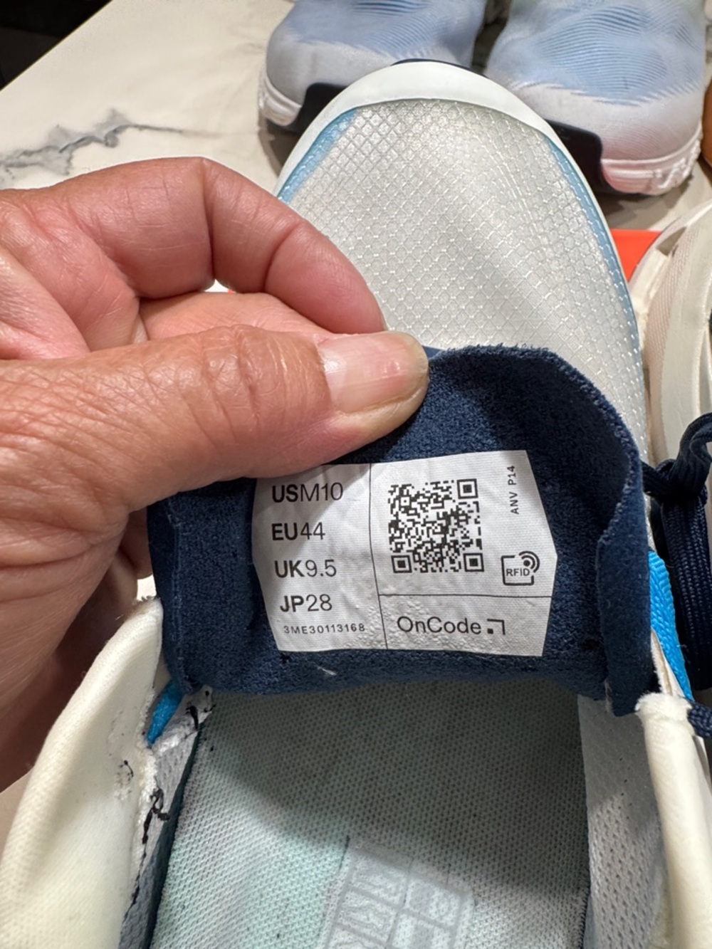 On Running Cloudsurfer Lightweight Running Shoes - White & Blue - Picture 4 of 9
